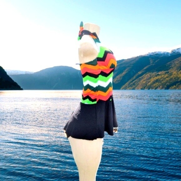 Black Tankini Swimsuit L - Picture 4 of 4